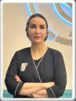 دکتر آسا یزدانی‌فرد متخصص پروتز