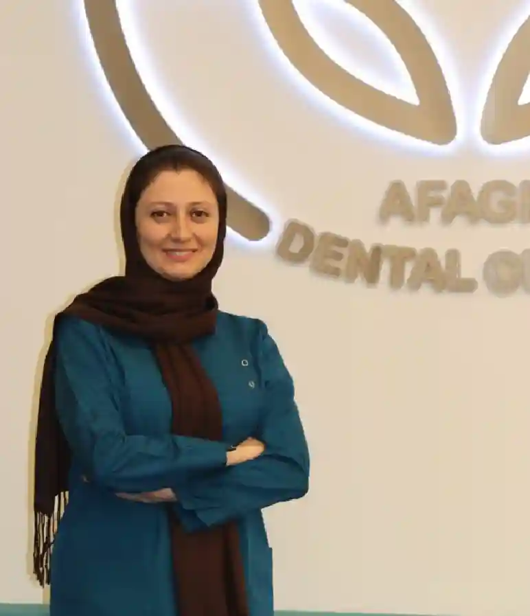 دکتر سمیرا براری متخصص دندان‌پزشکی ترمیمی و زیبایی